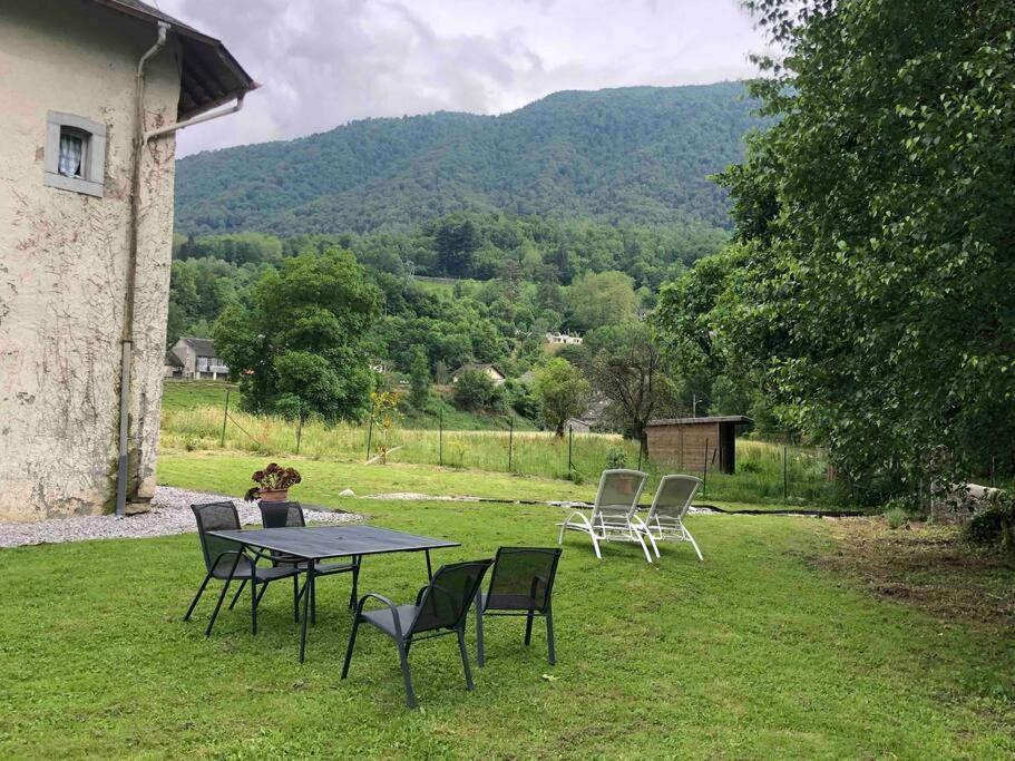 Au Bord Du Gave Apartment Laruns Exterior photo